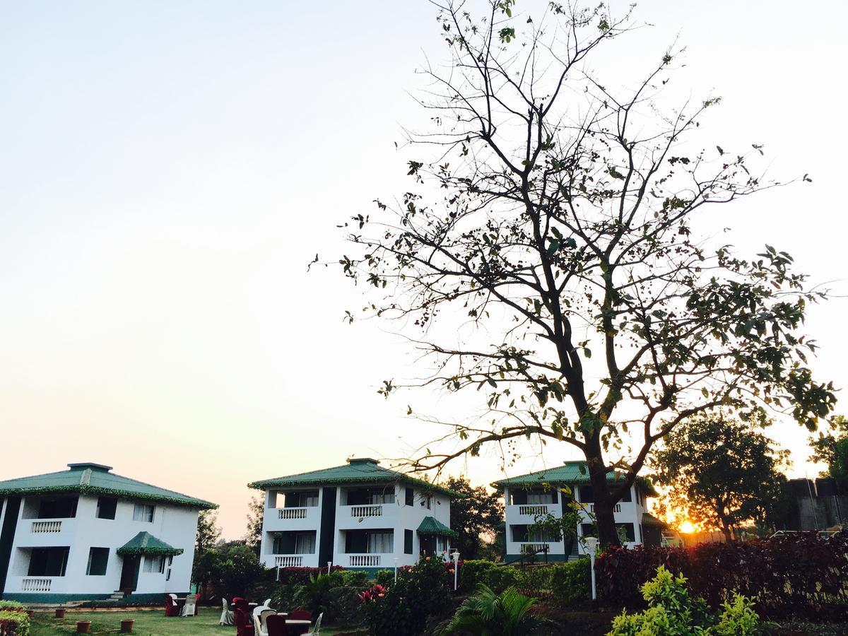 Presidency Highland Resort Koynanagar Exterior photo